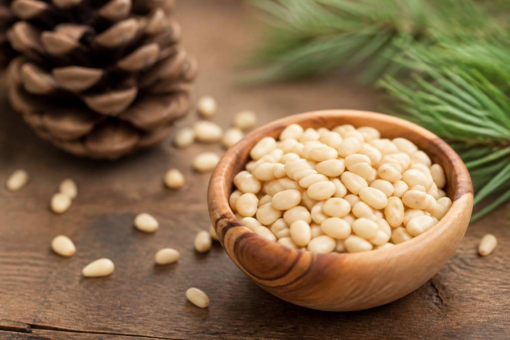 Alternative for pine nuts in cooking and mixology